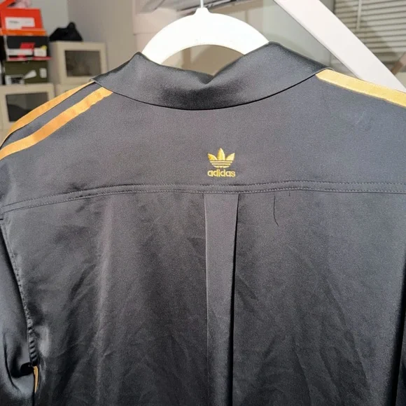 Adidas Ivy Park Collab Shirt - Picture 5 of 7